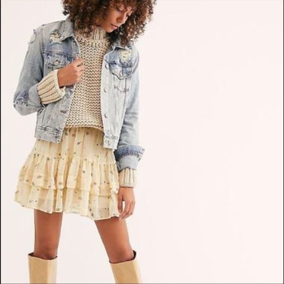 Free People Dresses & Skirts - 💕Free People From the Valley floral ruffle skirt